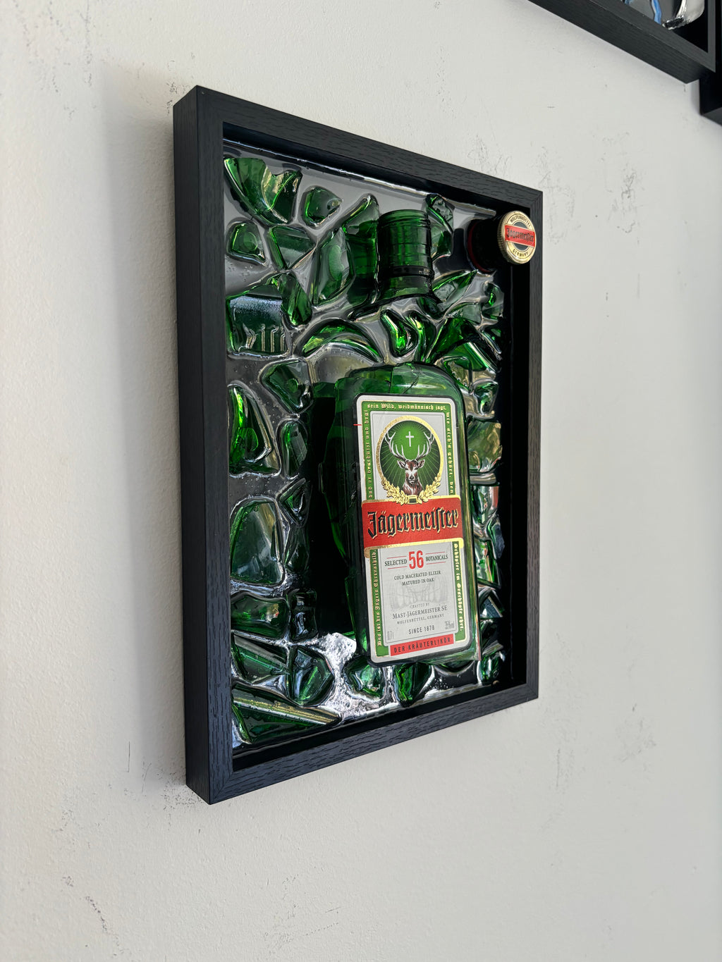 Zerbrochene Flaschenkunst Jägermeister
